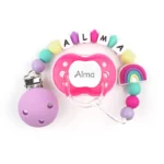 Cajita Chupete Fucsia + Cadenita de silicona Arcoíris Multicolor personalizada