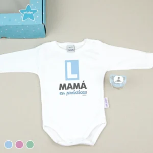 Cajita Divertida Body + Chupete Mamá en prácticas Menta, Azul o Rosa Cajita Divertida Body + Chupete Mamá en prácticas Menta, Azul o Rosa