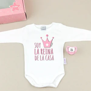 Cajita Divertida Body + Chupete Soy la reina de la casa Cajita Divertida Body + Chupete Soy la reina de la casa