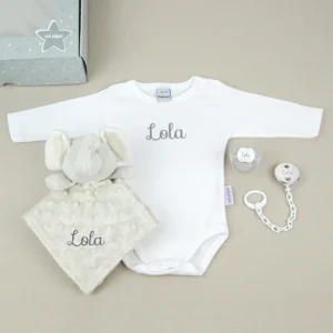 Cajita Medium Gris Personalizada con BROCHE OVALADO BLANCO