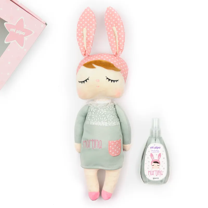 Cajita Muñeca Metoo Angela Gris + Colonia personalizada Cajita Muñeca Metoo Angela Gris + Colonia personalizada