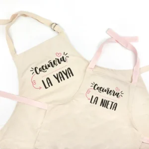 Pack Delantal Abuela y Delantal Nieto/a Rosa Diverrtido Cocinera la Abuela, cocinera la nieta