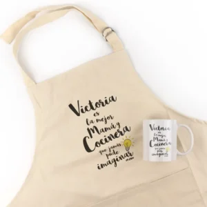 Pack Delantal Mamá + Taza (Nombre) Es la mejor Mamá y Cocinera que jamás pude imaginar