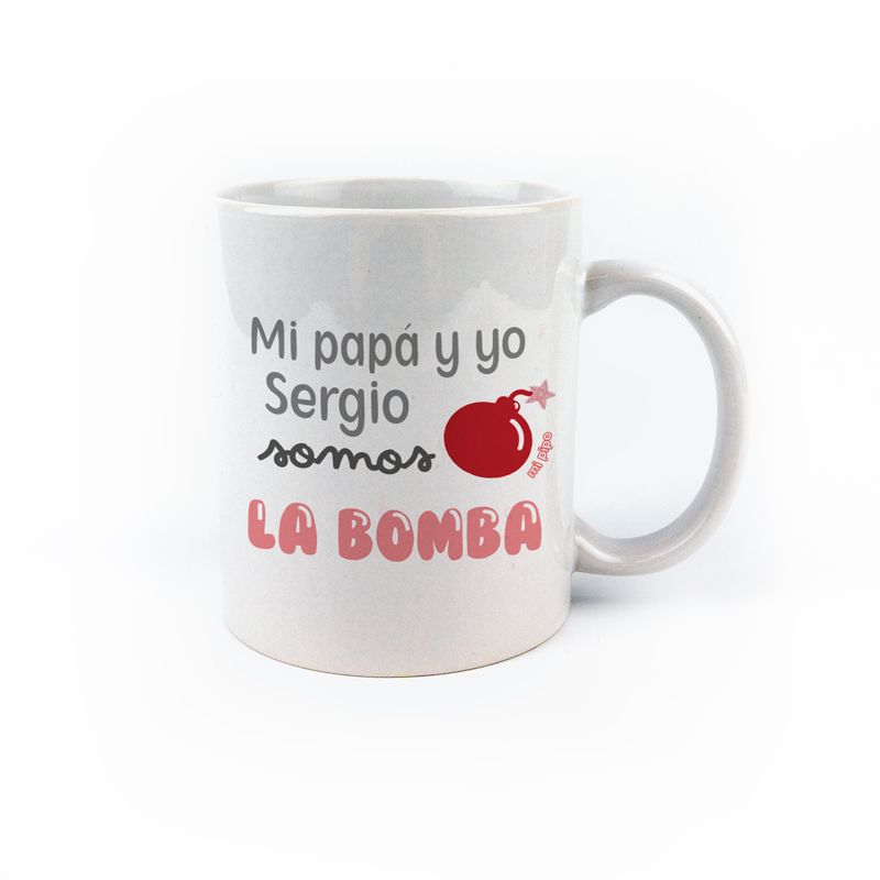 Taza cerámica o plástico personalizada Mi Papá (nombre) y yo somos la Bomba Taza cerámica o plástico personalizada Mi Papá (nombre) y yo somos la Bomba